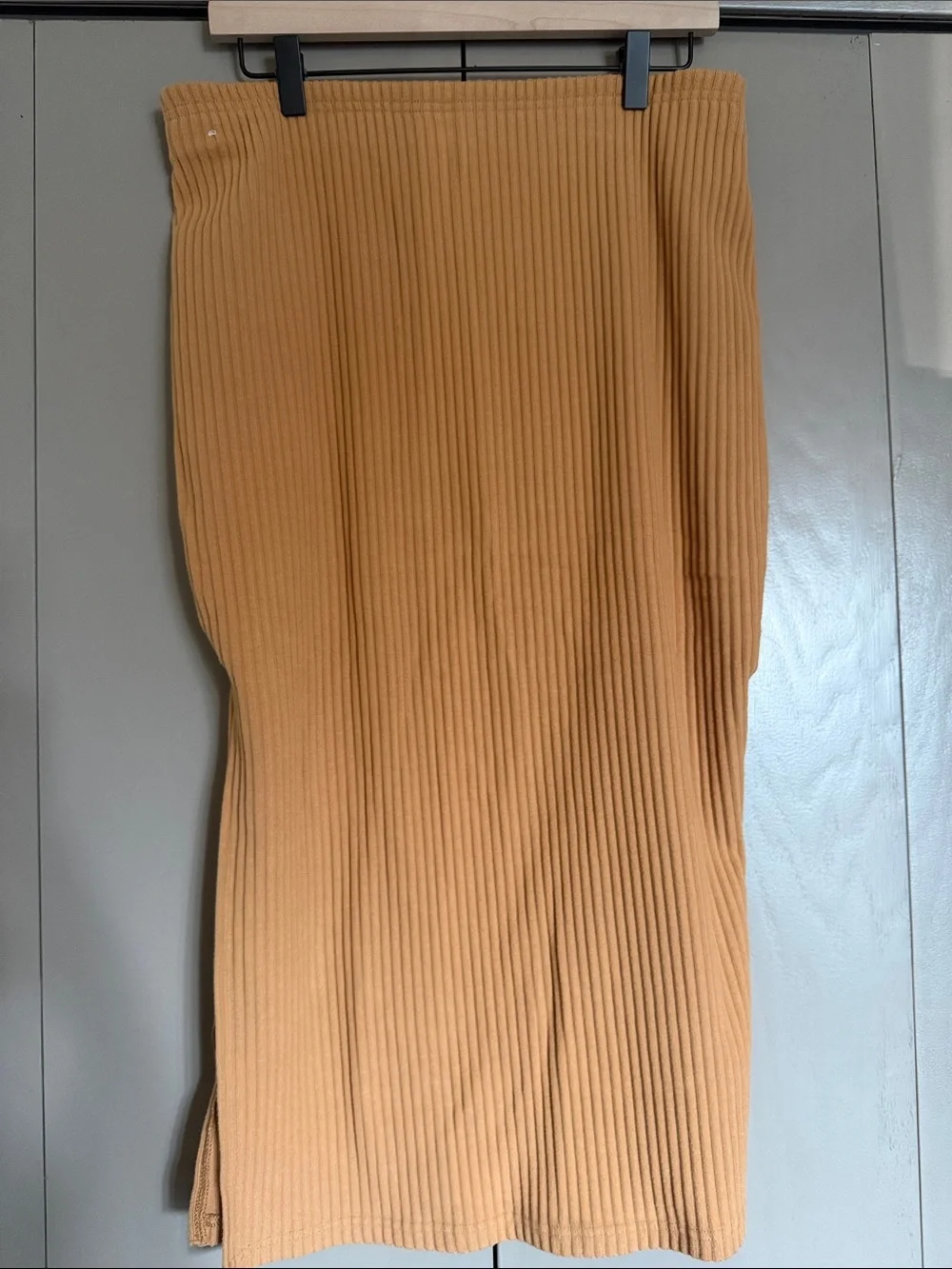Nike Ribbed Midi Skirt in Camel/Tan